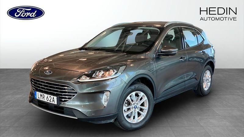 Grå (grey) Begagnad 2021 Ford Kuga Titanium SUV | 259 900 kr (Marknadspris) - Bild 1/4