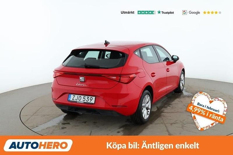 Begagnad Seat Leon Style 151 HK (111 kW) 2020 Röd Sedan