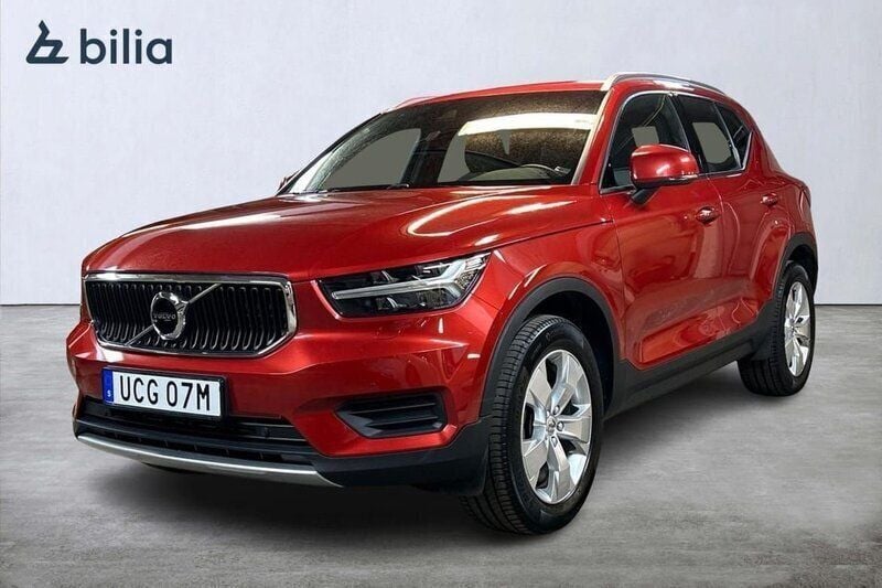 Röd Begagnad 2022 Volvo XC40 Momentum SUV | 289 900 kr (Bra pris) - Bild 1/3