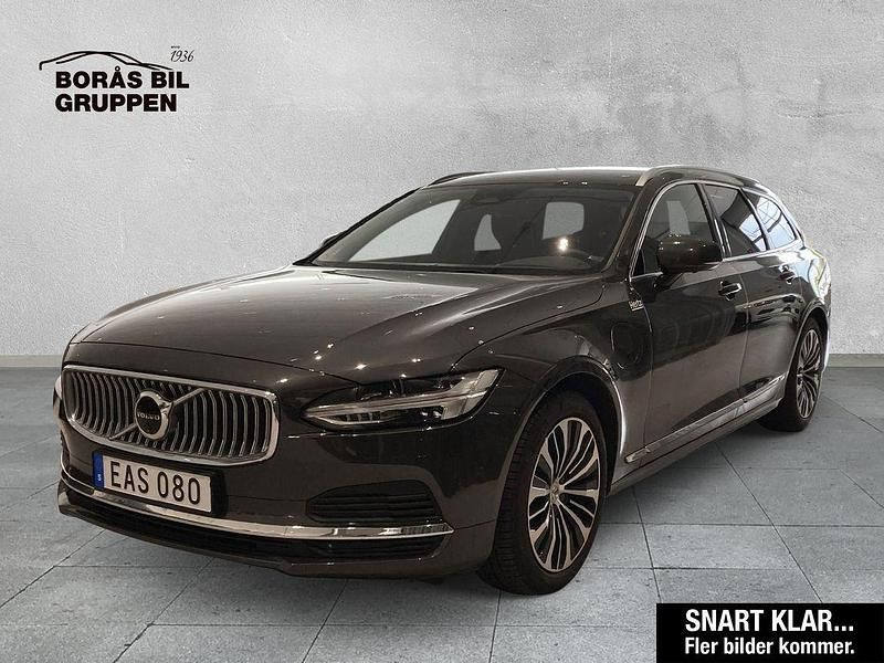 Grå Begagnad 2024 Volvo V90 Core Kombi | 429 000 kr (Bra pris) - Bild 1/2