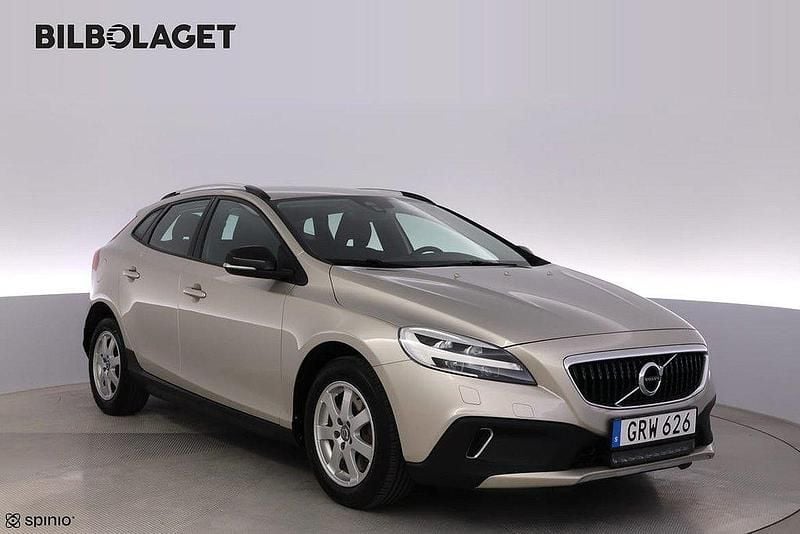 Ljusbrun Begagnad 2017 Volvo V40 CC Business Edition Kombi | 179 800 kr (Marknadspris) - Bild 1/4