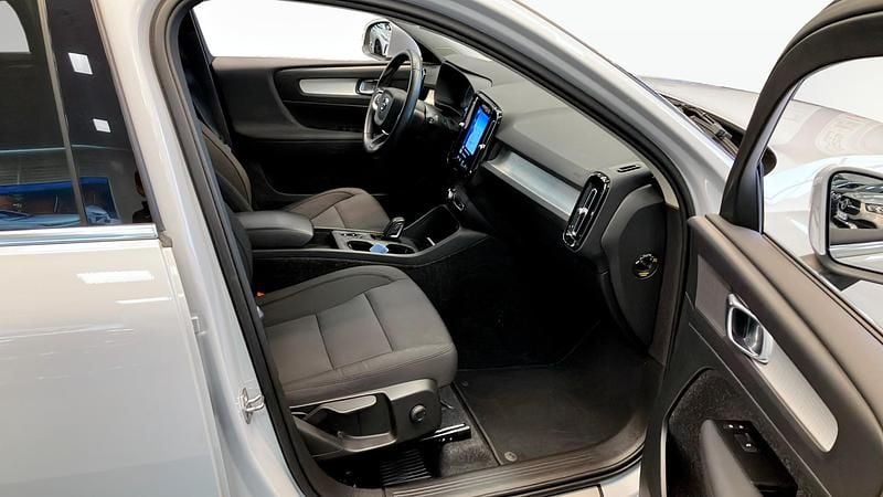 Begagnad Volvo XC40 Inscription 211 HK (155 kW) 2021 SUV