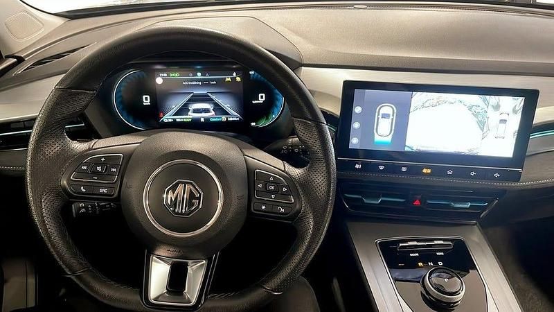 Begagnad MG MG5 EV 114 kW (156 HK) 2022 Svart Kombi