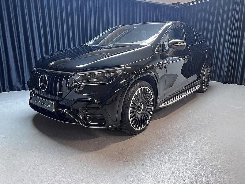 Svart Begagnad 2023 Mercedes EQE AMG 43 AMG SUV | 919 000 kr - Bild 1/4