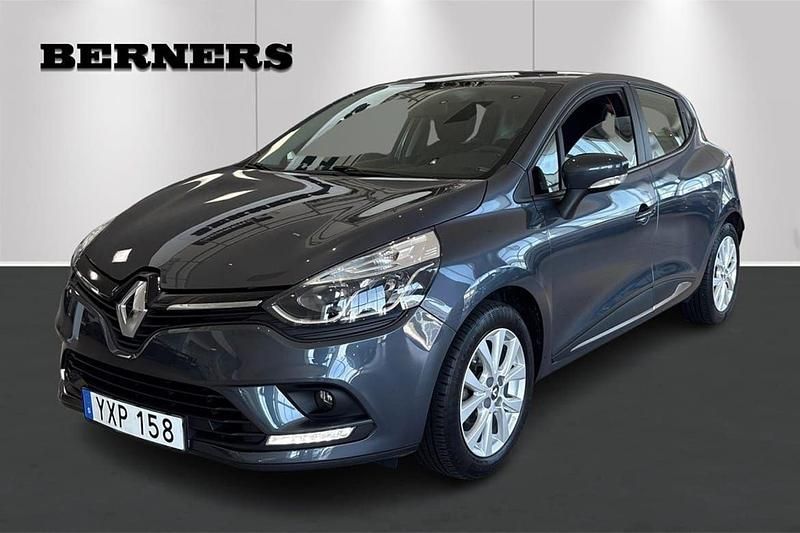 Grå Begagnad 2018 Renault Clio IV Halvkombi | 109 900 kr (Marknadspris) - Bild 1/4