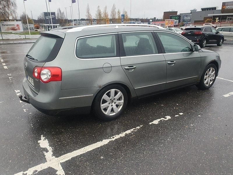 Grön Begagnad 2007 VW Passat Sportline Kombi | 14 500 kr (Superpris) - Bild 1/4
