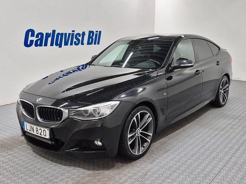 Svart metallic Begagnad 2014 BMW 320 M Sport Kombi | 99 000 kr (Marknadspris) - Bild 1/4
