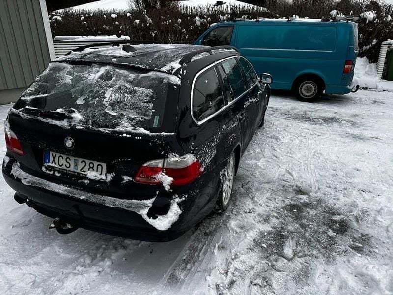 Begagnad BMW 530 231 HK (169 kW) 2006 Kombi