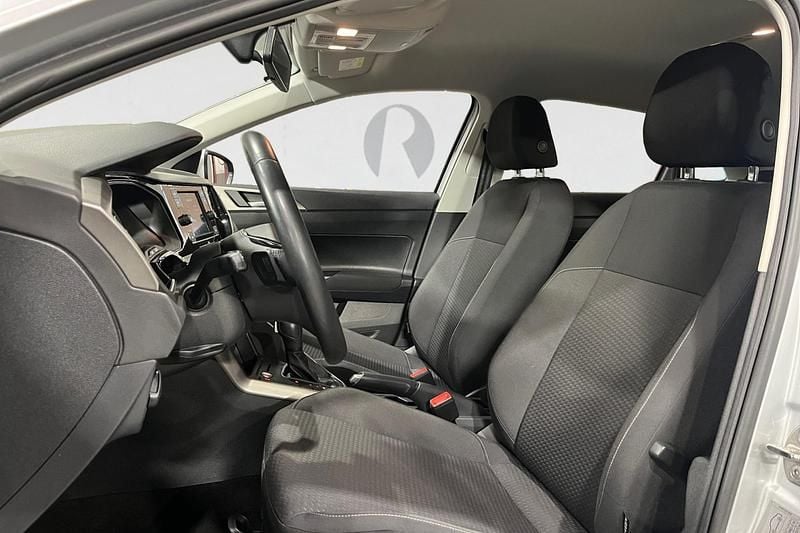 Begagnad VW Polo 2020 Silver Halvkombi