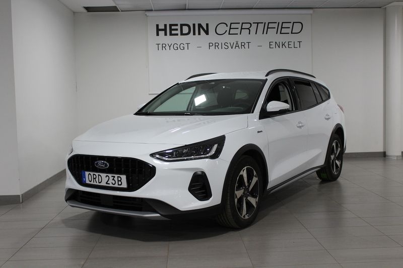 Vit Begagnad 2023 Ford Focus Active Kombi | 289 900 kr (Dyr) - Bild 1/4