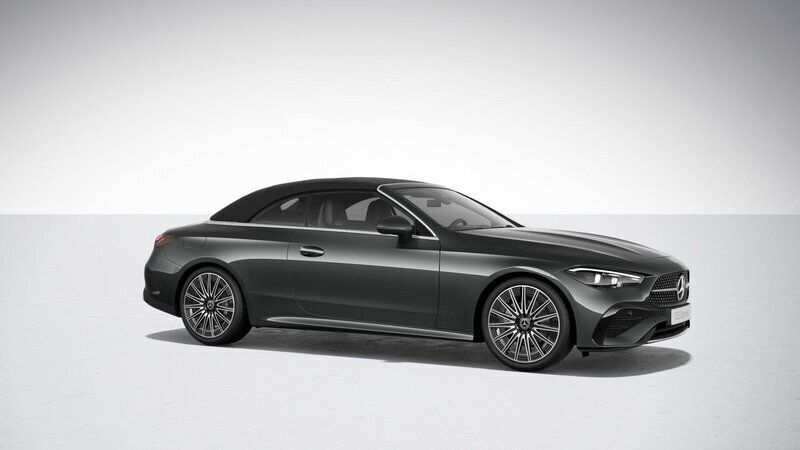 Grafitgrå metallic Ny 2024 Mercedes CLE200 AMG line Cab | 790 500 kr (Dyr) - Bild 1/4