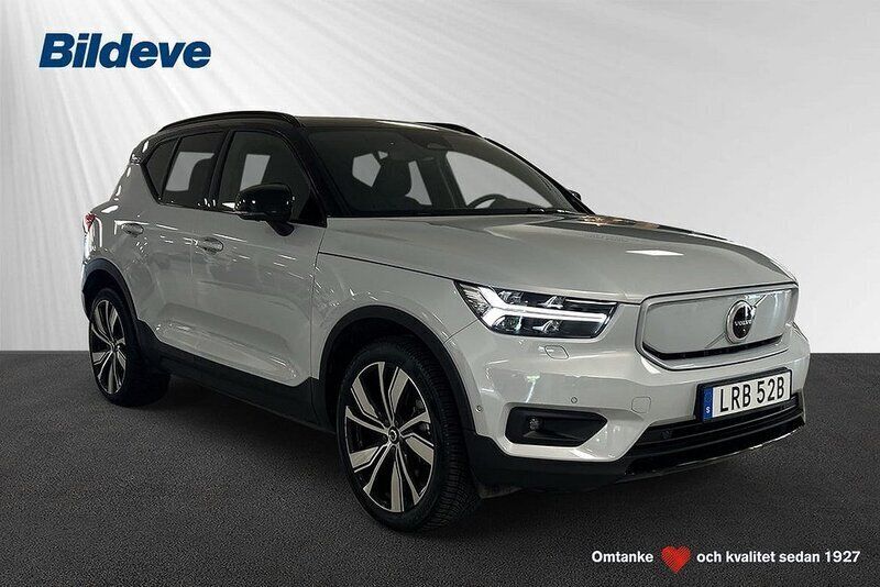 Silver Begagnad 2022 Volvo XC40 Pro SUV | 359 900 kr - Bild 1/4