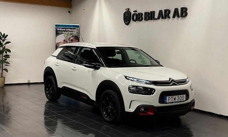 Vit Begagnad 2018 Citroën C4 Cactus PureTech Halvkombi | 79 900 kr (Marknadspris) - Bild 1/4