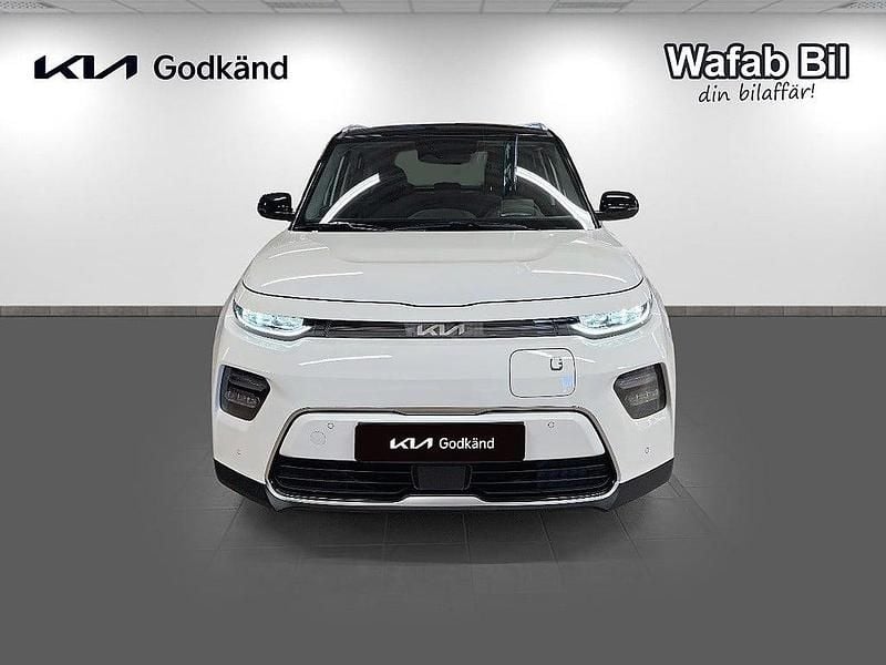 Begagnad Kia Soul EV Advance 150 kW (204 HK) 2022 Vit SUV