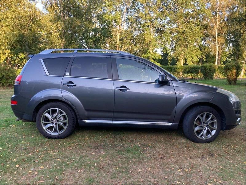 Grå Begagnad 2008 Citroën C-Crosser SUV | 49 000 kr - Bild 1/2