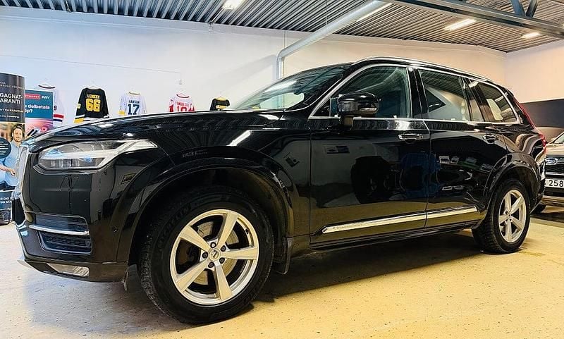 Begagnad Volvo XC90 Inscription 224 HK (164 kW) 2016 Svart SUV