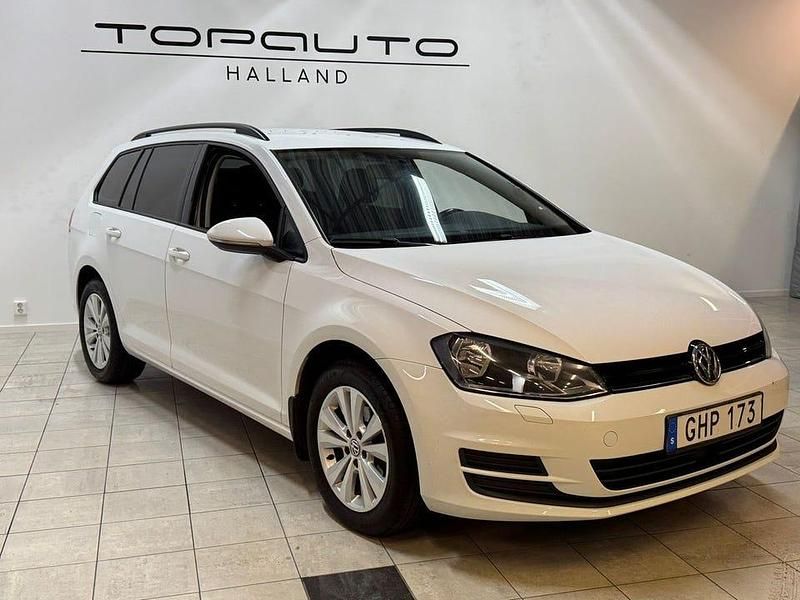 Begagnad VW Golf VII 105 HK (77 kW) 2014 Vit Kombi