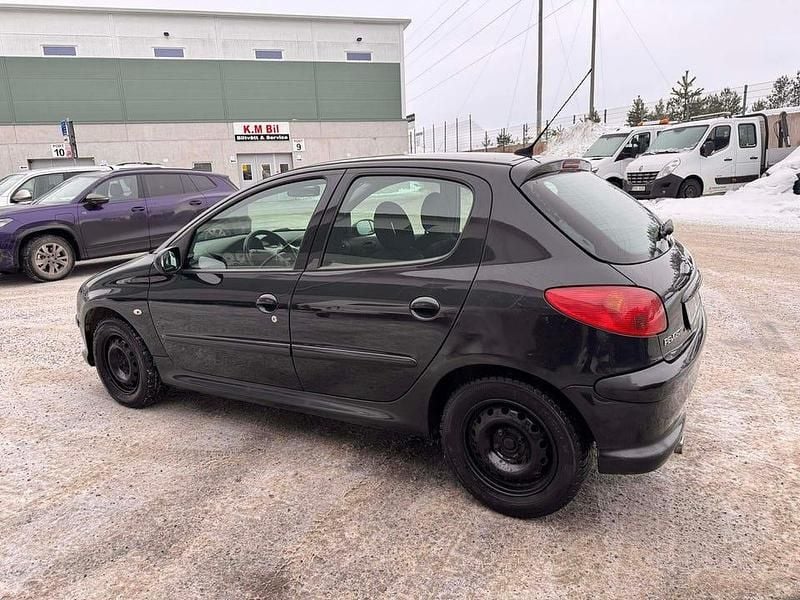 Begagnad Peugeot 206 Sport 109 HK (80 kW) 2006 Svart