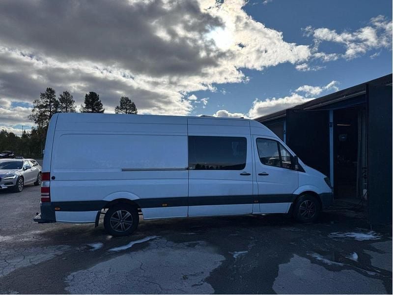 Vit Begagnad 2010 Mercedes 316 Van | 165 000 kr - Bild 1/4