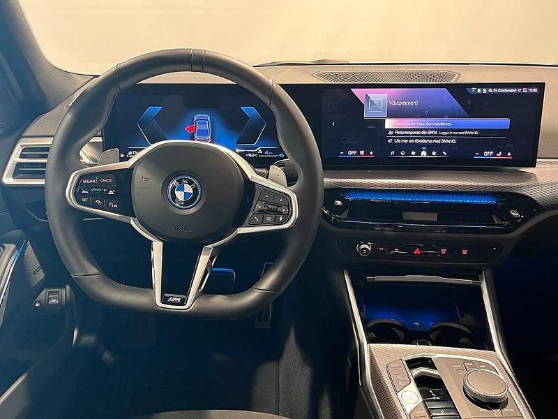 Begagnad BMW 330e M Sport 184 HK (135 kW) 2024 Grå Sedan