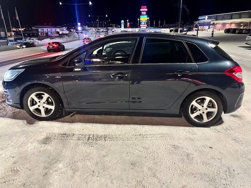 Begagnad Citroën C4 111 HK (81 kW) 2012