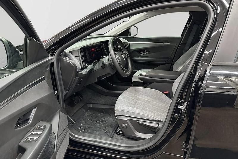 Begagnad Renault Mégane IV Equilibre 161 kW (220 HK) 2023 Svart