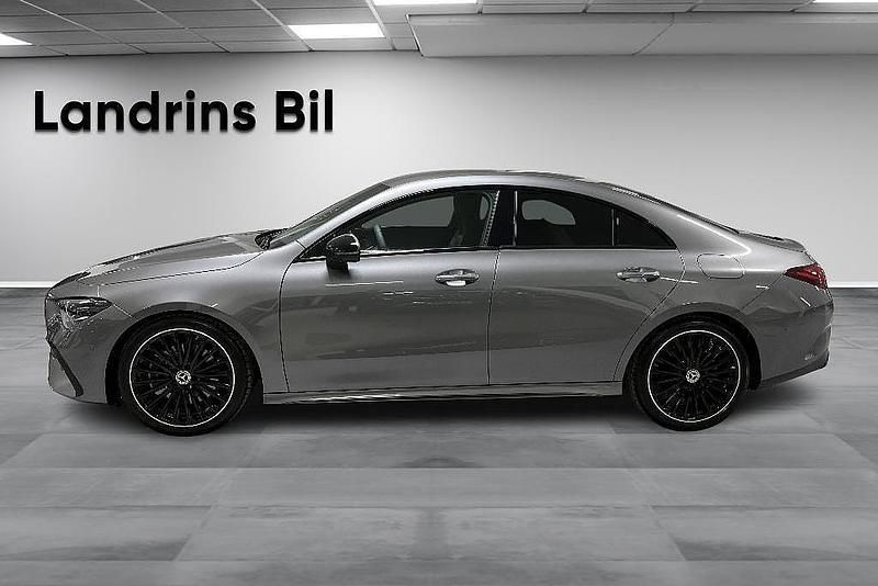 Ny Mercedes CLA200 AMG Line Premium 2025 Sportkupé