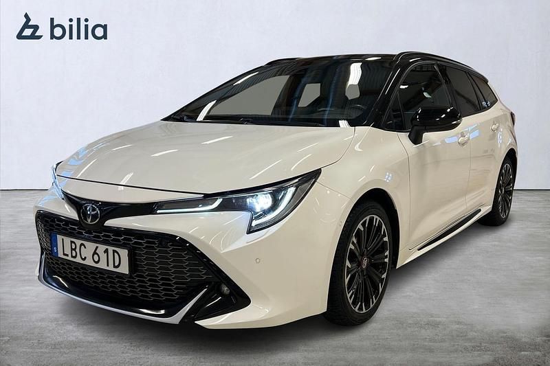 Begagnad Toyota Corolla Plus 124 HK (91 kW) 2022 Vit Kombi