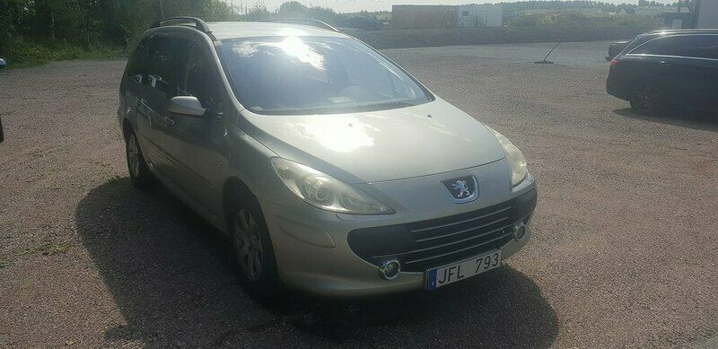 Grå Begagnad 2008 Peugeot 307 Kombi | 13 000 kr - Bild 1/3