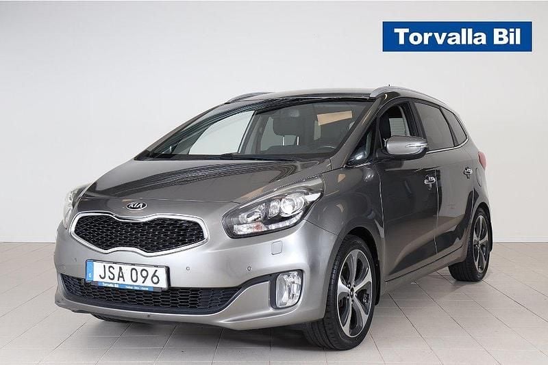 Grå Begagnad 2015 Kia Carens Minibuss | 109 000 kr (Bra pris) - Bild 1/4