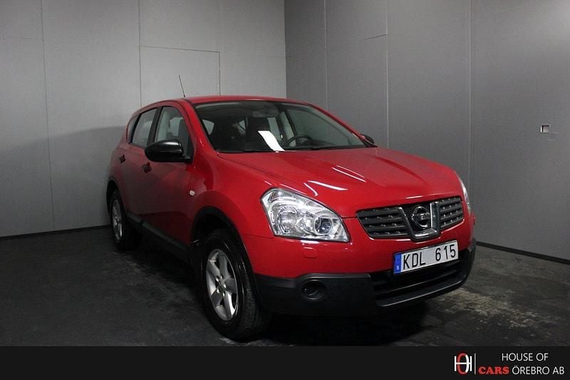 Röd Begagnad 2010 Nissan Qashqai SUV | 54 900 kr (Bra pris) - Bild 1/4