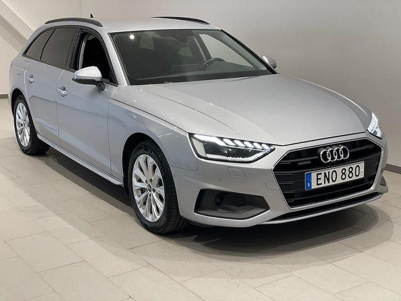 Florettsilver metallic Begagnad 2023 Audi A4 Proline Kombi | 345 000 kr (Marknadspris) - Bild 1/4