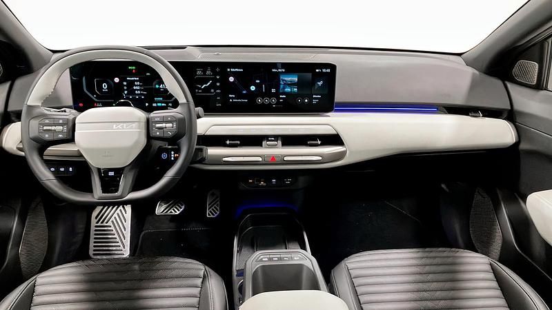 Begagnad Kia EV4 GT-Line 150 kW (204 HK) 2025 Grå Halvkombi