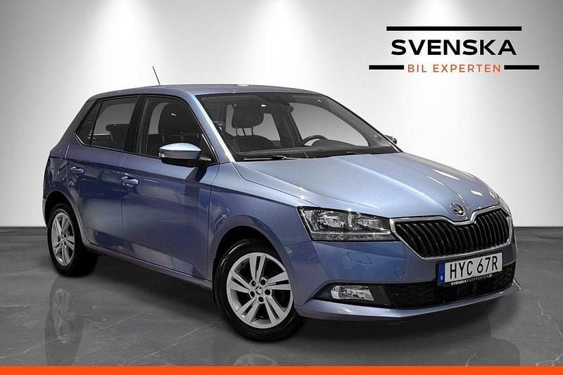 Blå Begagnad 2019 Skoda Fabia Comfort Halvkombi | 119 900 kr (Marknadspris) - Bild 1/4