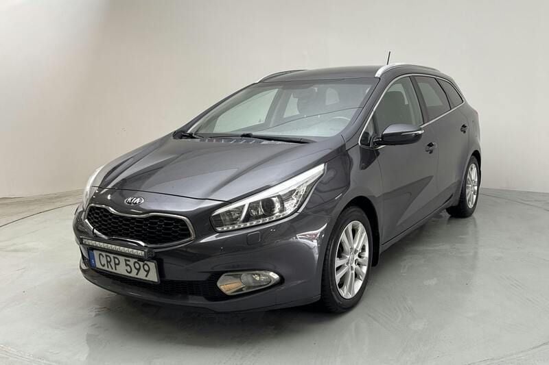 Grå Begagnad 2015 Kia Ceed Comfort | 62 000 kr (Bra pris) - Bild 1/4