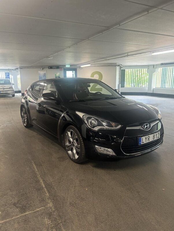 Svart Begagnad 2012 Hyundai Veloster Halvkombi | 85 000 kr - Bild 1/4