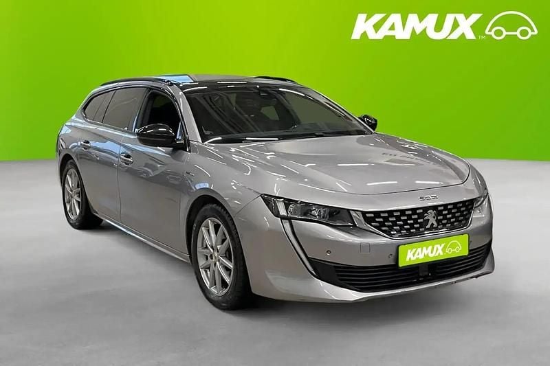 Silver/grå Begagnad 2021 Peugeot 508 Kombi | 239 700 kr (Marknadspris) - Bild 1/4