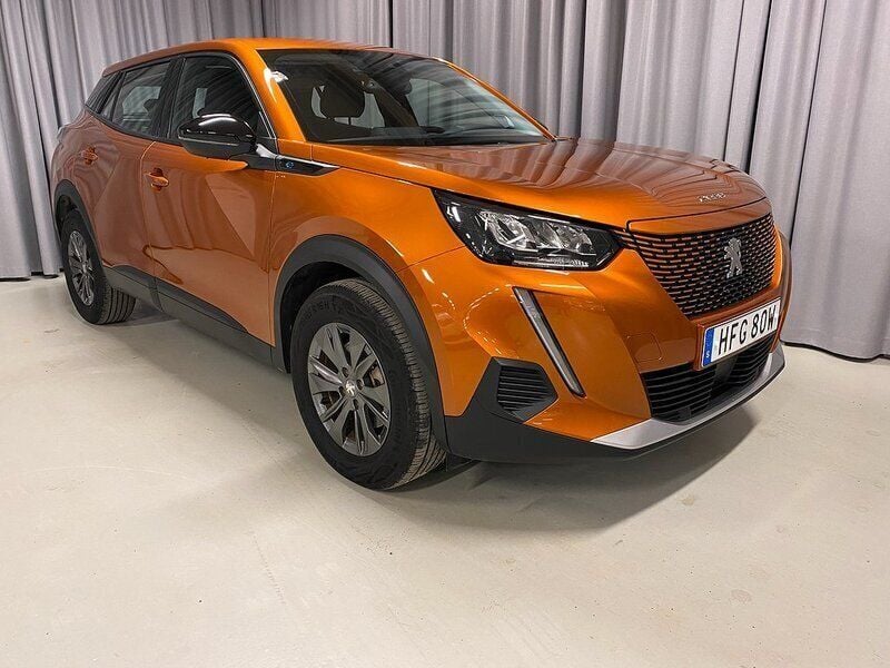 Orange Begagnad 2021 Peugeot e-2008 Active SUV | 184 700 kr (Marknadspris) - Bild 1/3