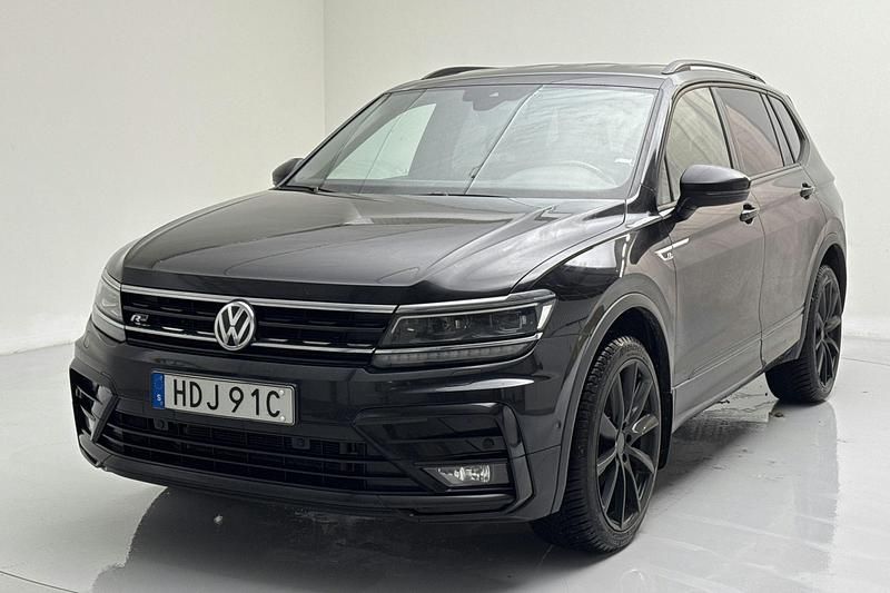 Svart Begagnad 2021 VW Tiguan Allspace Executive SUV | 289 000 kr (Superpris) - Bild 1/4