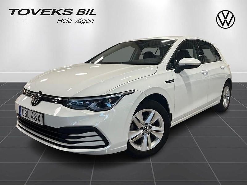 Vit Begagnad 2020 VW Golf VII Kombi | 234 900 kr (Lite dyr) - Bild 1/4