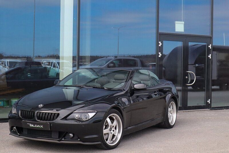 Svart (svart metallic ) Begagnad 2005 BMW 645 Cabriolet M Sport Cab | 219 000 kr - Bild 1/4