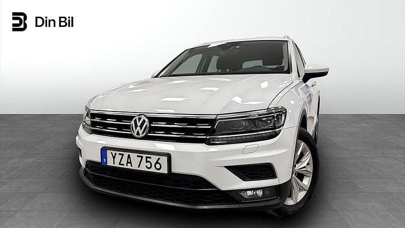 Pure white Begagnad 2017 VW Tiguan SUV | 229 900 kr (Marknadspris) - Bild 1/4