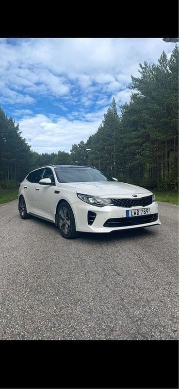 Vit Begagnad 2018 Kia Optima GT-Line Kombi | 129 000 kr (Lite dyr) - Bild 1/4