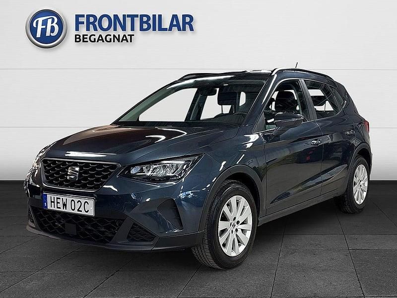 Begagnad Seat Arona Style 116 HK (85 kW) 2023 Grå SUV