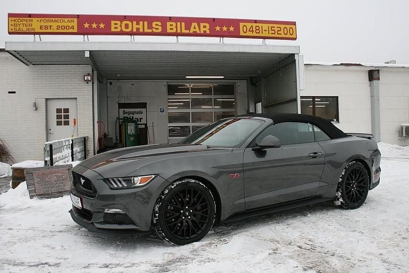 Begagnad Ford Mustang GT Convertible 422 HK (310 kW) 2016 Grå Cab