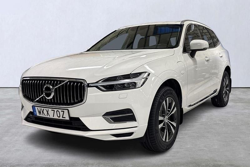 Vit Begagnad 2021 Volvo XC60 SUV | 339 900 kr (Superpris) - Bild 1/4