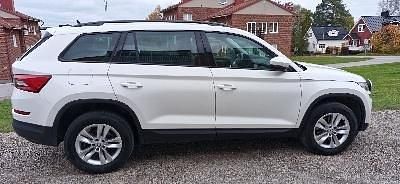 Vit Begagnad 2020 Skoda Kodiaq SUV | 210 000 kr (Superpris) - Bild 1/4