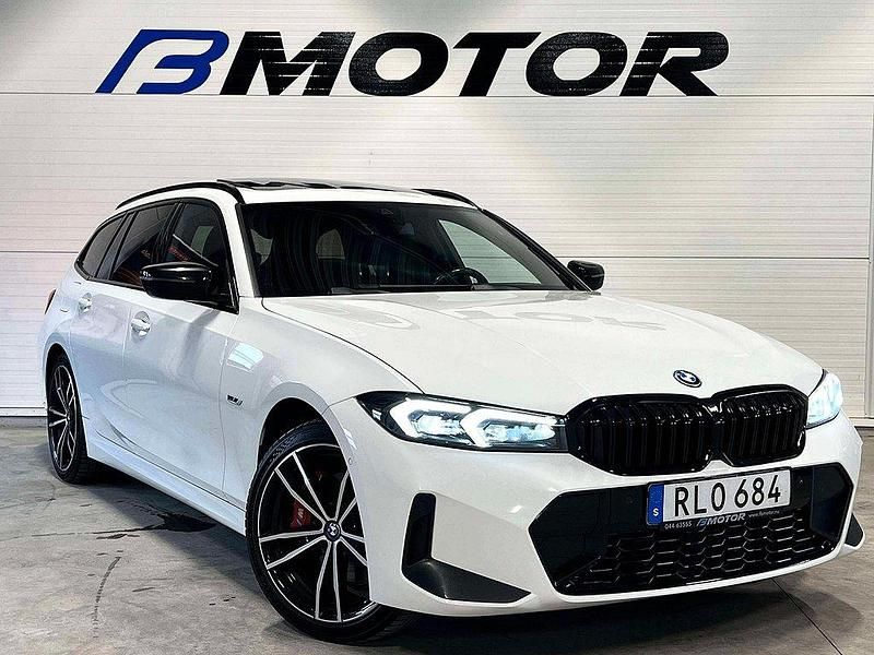 Vit Begagnad 2022 BMW 330e Comfort Edition Kombi | 389 900 kr (Dyr) - Bild 1/4