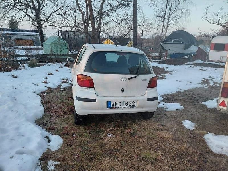 Begagnad Toyota Yaris 65 HK (47 kW) 2004