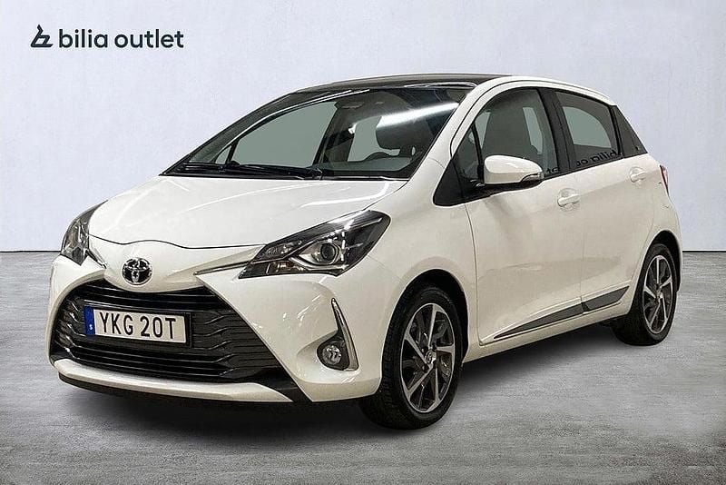 Vit Begagnad 2019 Toyota Yaris Active Halvkombi | 134 900 kr (Marknadspris) - Bild 1/3
